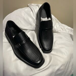 Men’s Perry Ellis Portfolio “Justin” shoes size 5.  Black